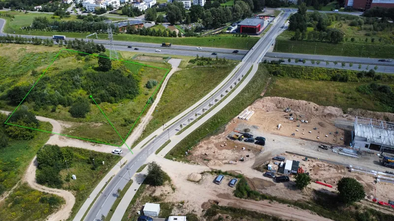 Helsinkio g. 7, Vilnius